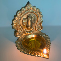 Linga Bhairavi Lamp Mosiężna Lampa Devi