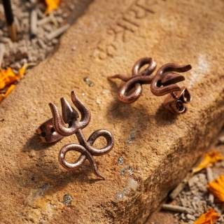 Adiyogi Copper Earrings Infinity Trishul