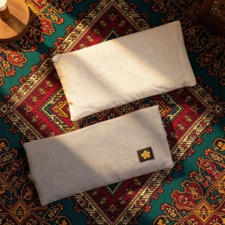 Herbal pillow with linseed and lavender – Vembadad Grey Sadhguru