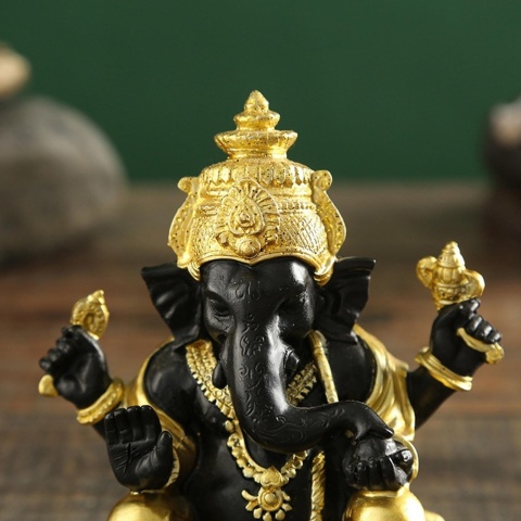 BLACK GANESHA The embodiment of Intelligence and Balance * Namaskaram Collection
