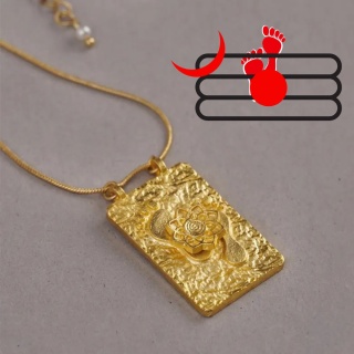 Padam and Lotos Necklace – Isha Life Symbol